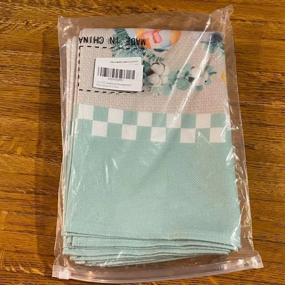 Easter Placemats Set of 6 NWT